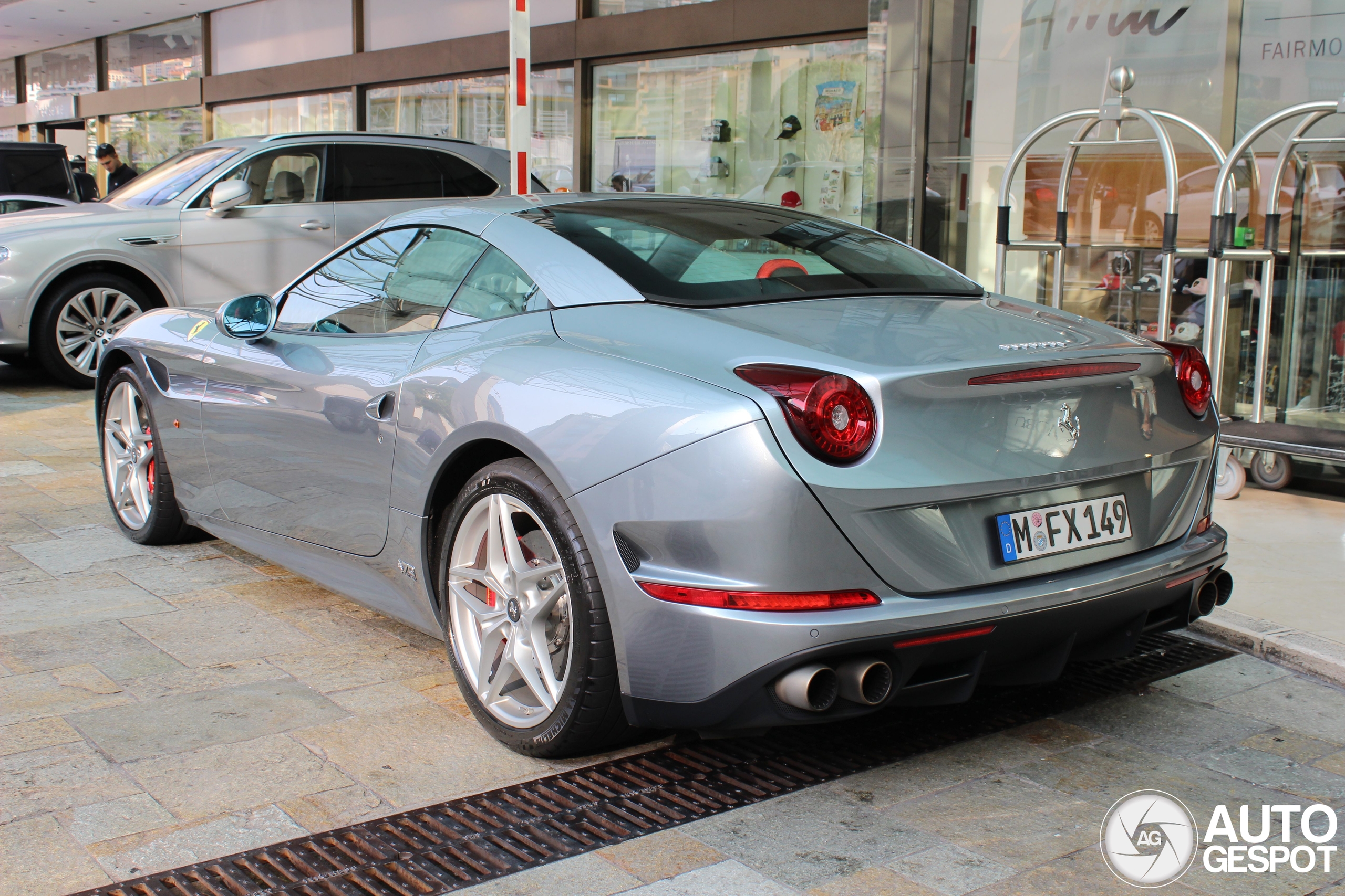 Ferrari California T