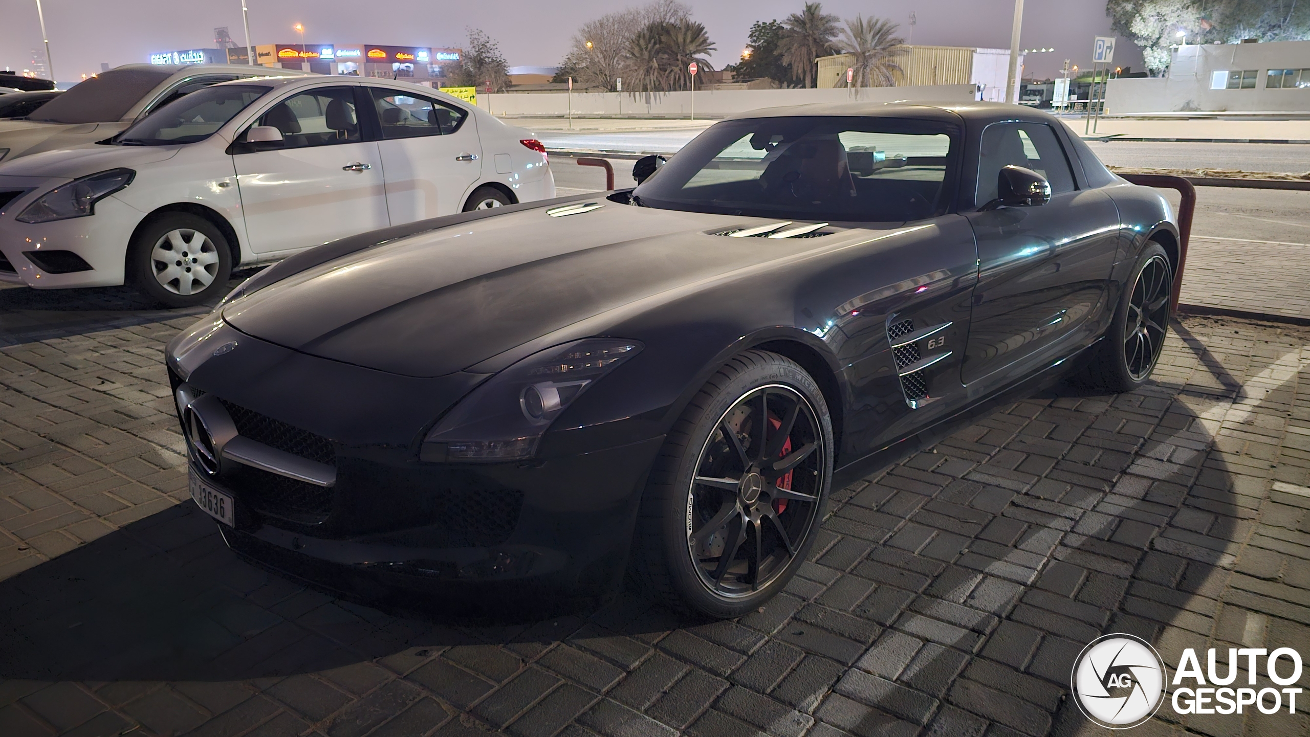 Mercedes-Benz SLS AMG