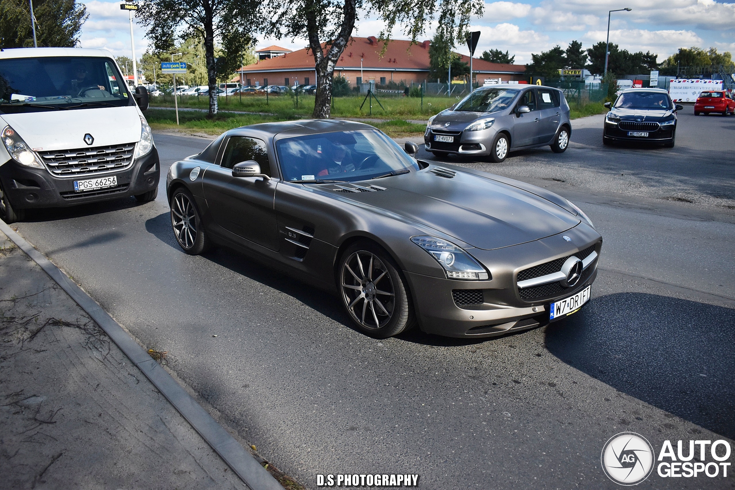 Mercedes-Benz SLS AMG
