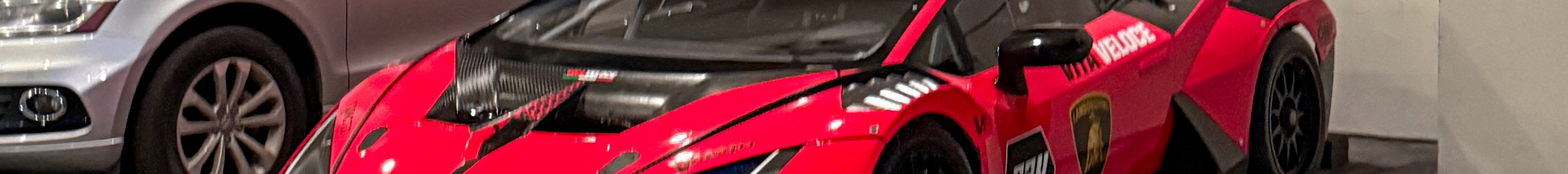 Lamborghini Huracán LP620-2 Super Trofeo EVO2