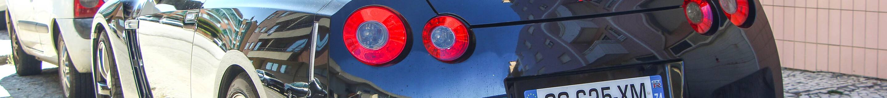Nissan GT-R
