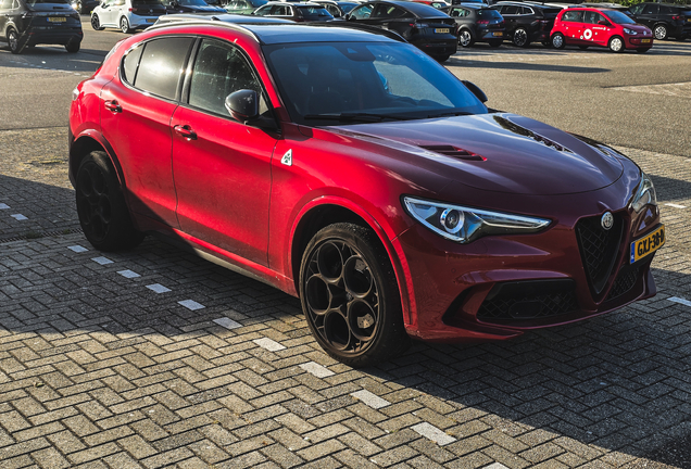 Alfa Romeo Stelvio Quadrifoglio 2020