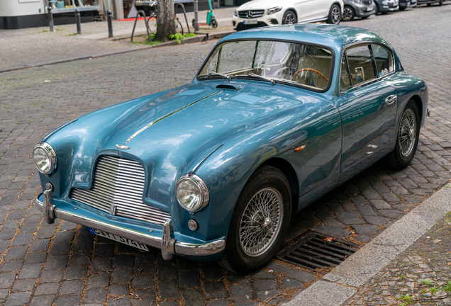 Aston Martin DB2/4 MKI