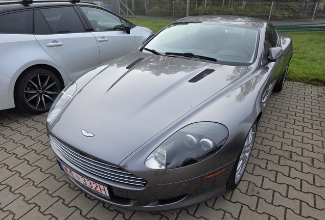 Aston Martin DB9