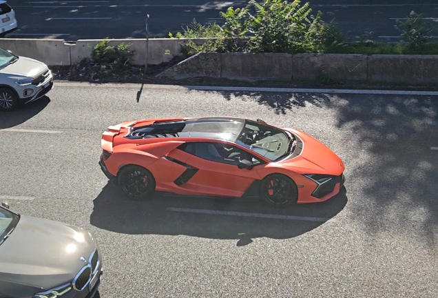 Lamborghini Revuelto