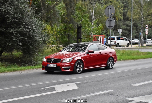 Mercedes-Benz C 63 AMG Coupé