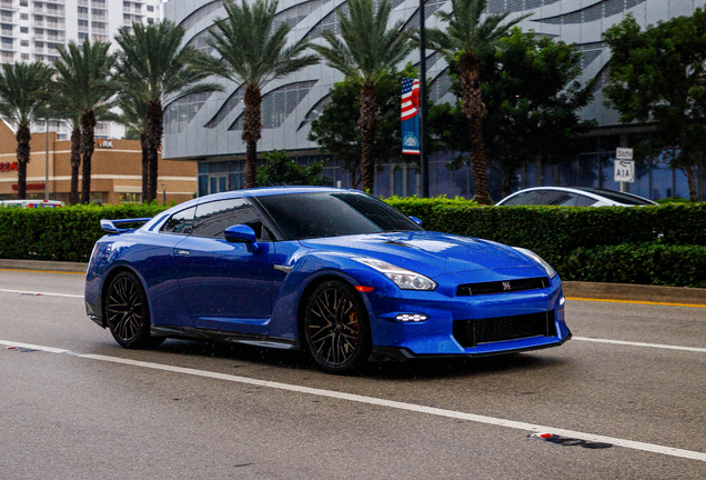 Nissan GT-R 2024