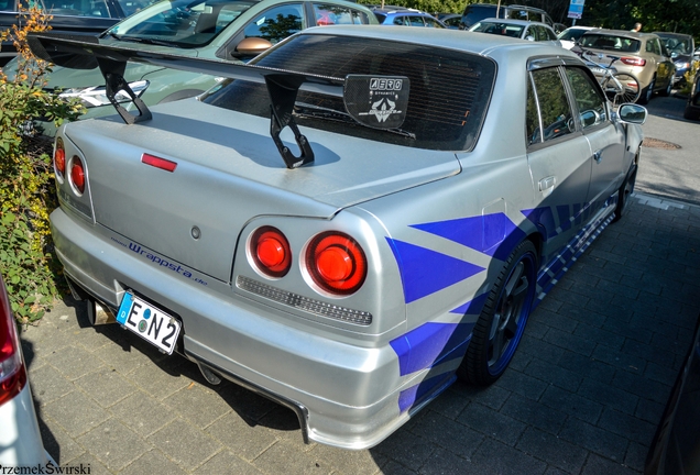 Nissan Skyline R34 Sedan