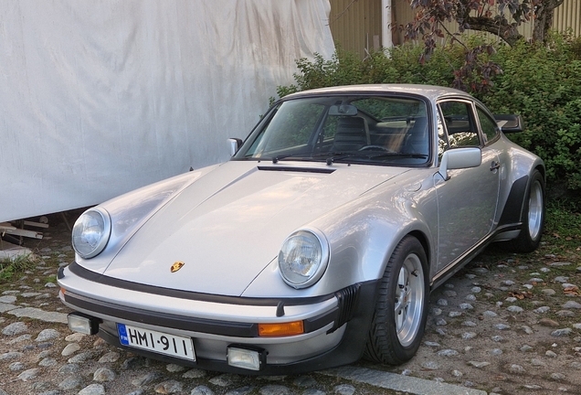Porsche 930 Turbo