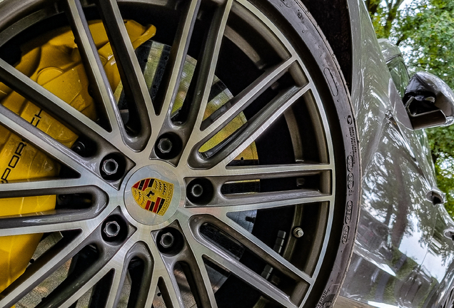 Porsche 971 Panamera Turbo Sport Turismo