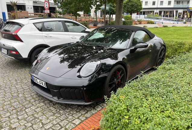 Porsche 992 Carrera 4 GTS Cabriolet MkII