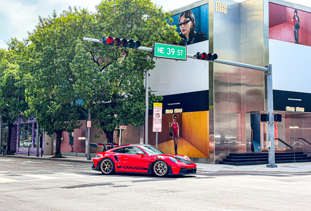 Porsche 992 GT3 RS MkI Weissach Package