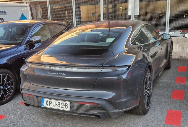 Porsche Taycan Turbo