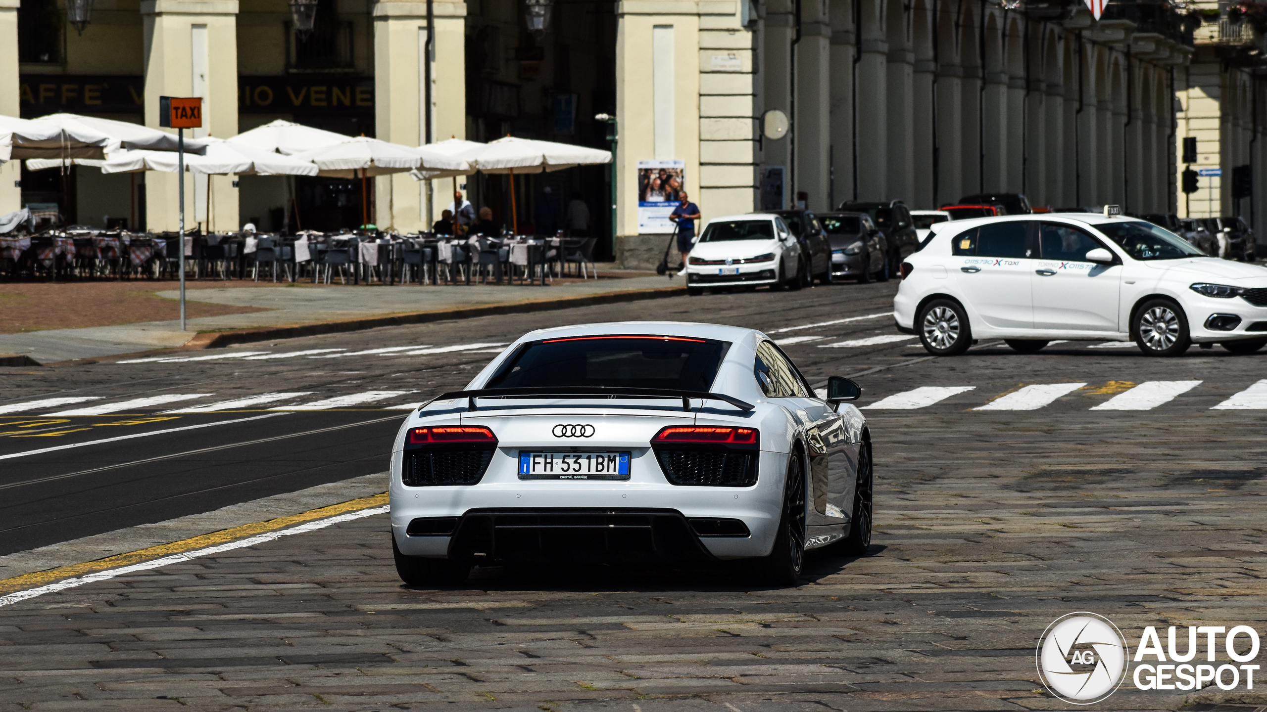 Audi R8 V10 Plus 2015