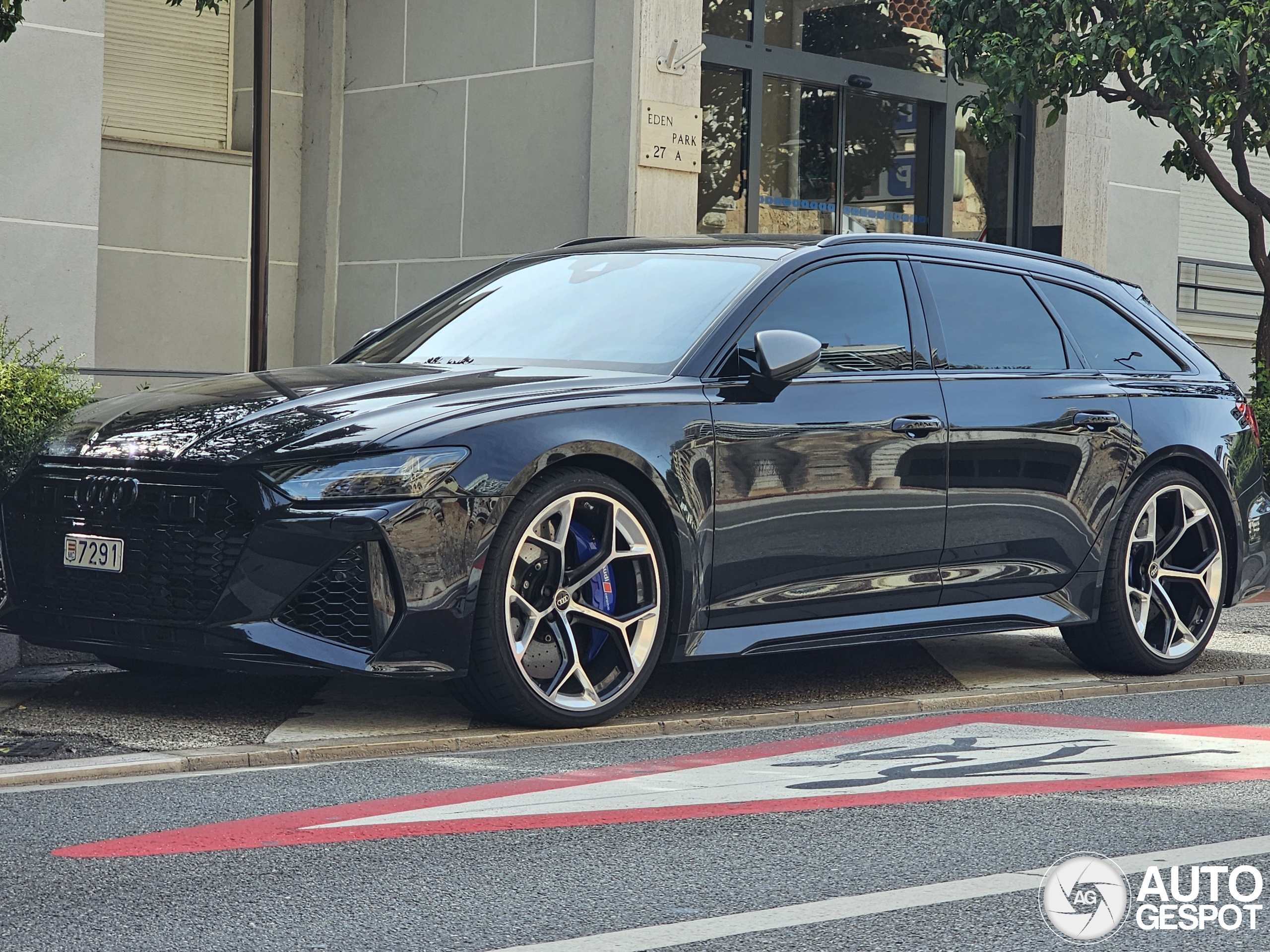 Audi RS6 Avant C8