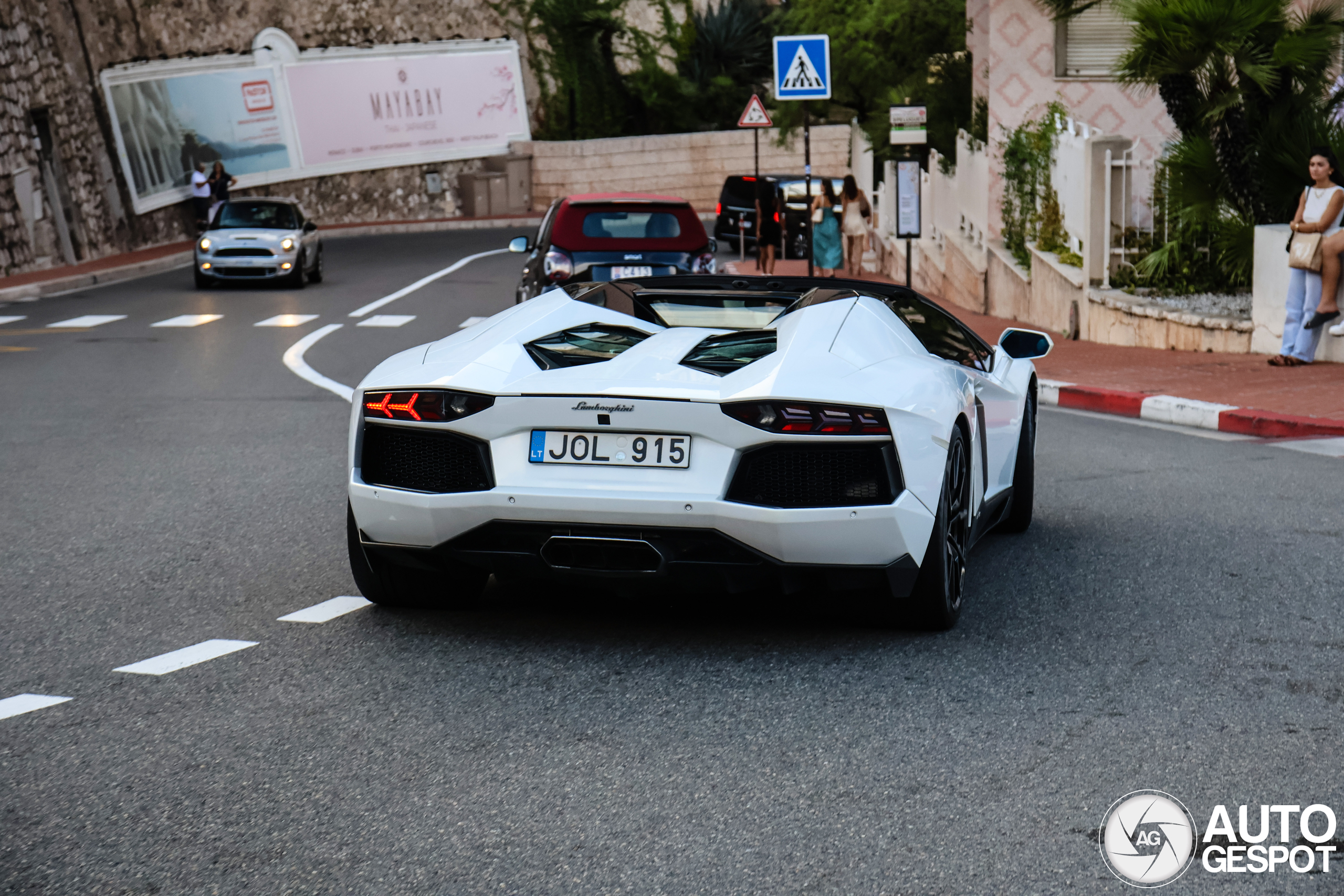 Lamborghini Aventador LP700-4 Roadster