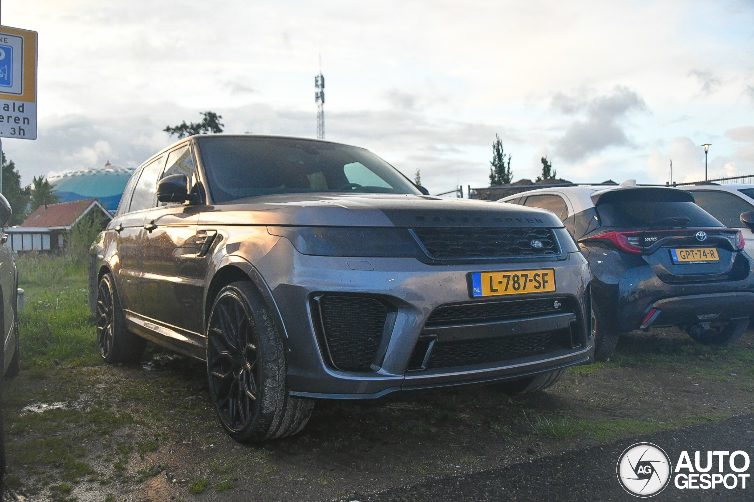 Land Rover Range Rover Sport SVR 2018 Carbon Edition