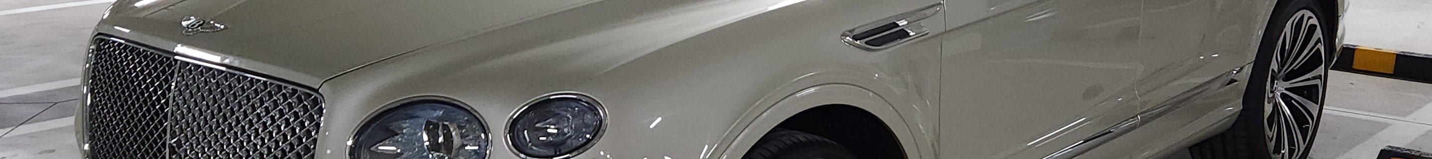 Bentley Bentayga Azure