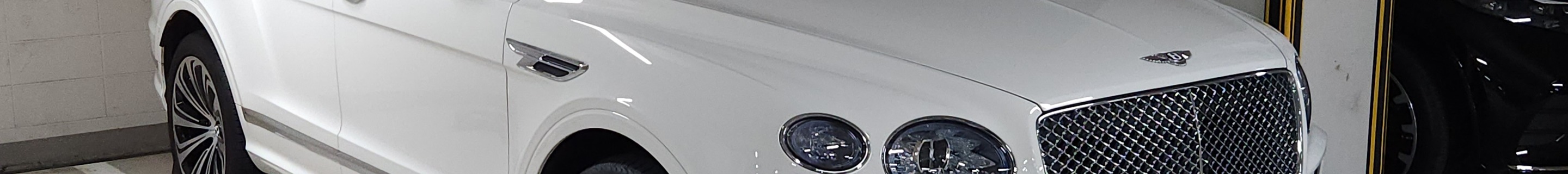 Bentley Bentayga Azure
