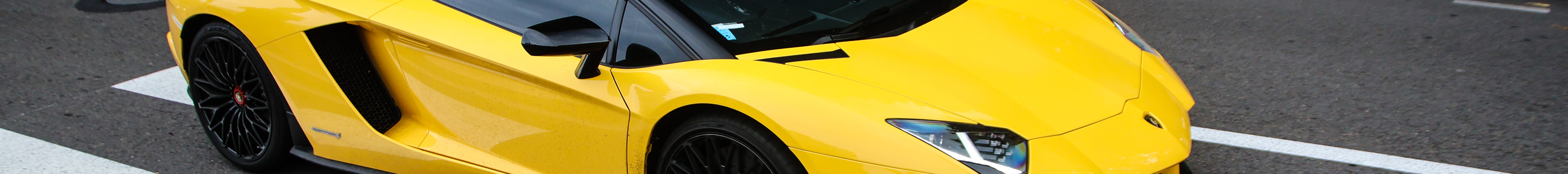 Lamborghini Aventador S LP740-4 Roadster