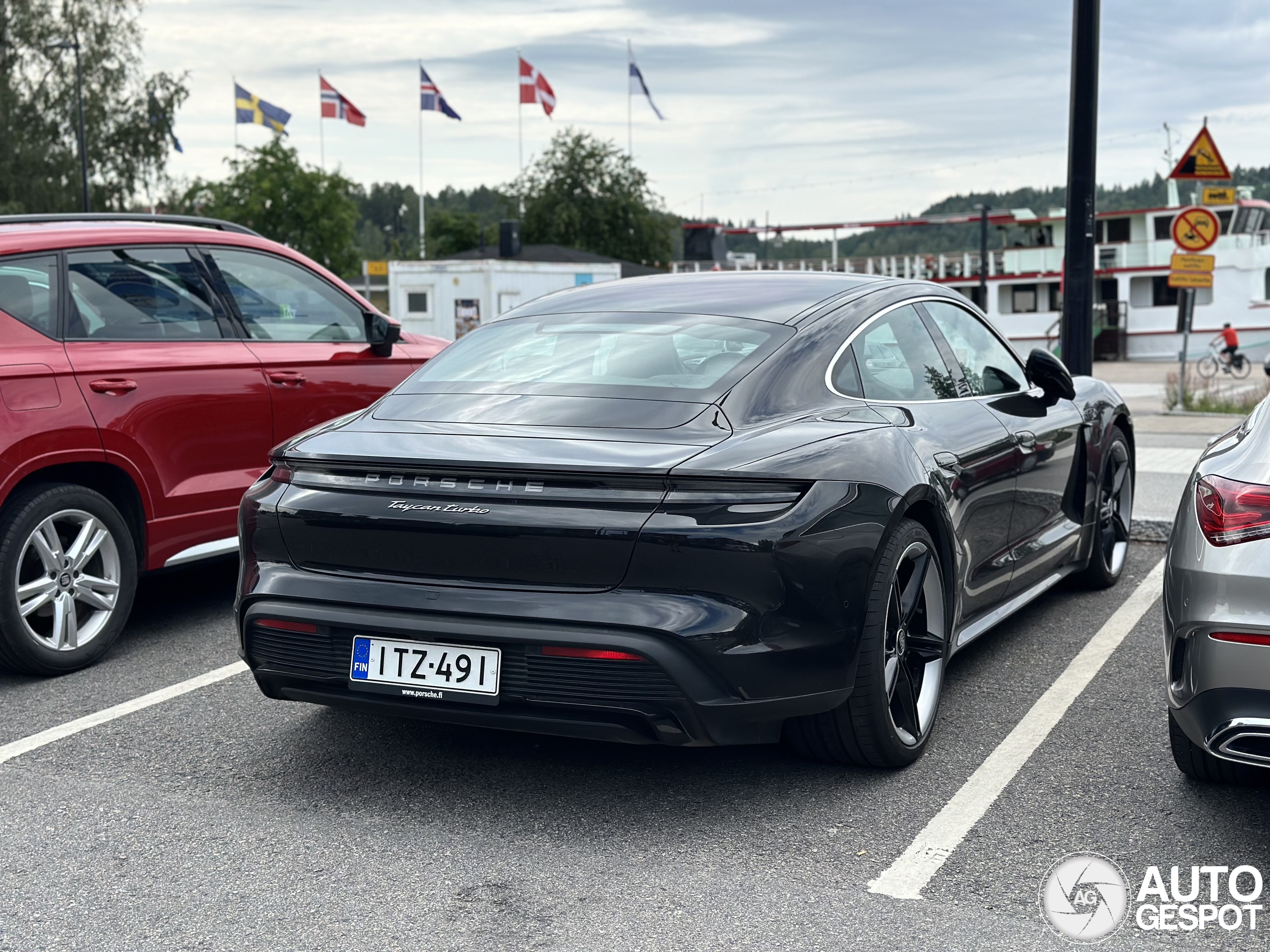 Porsche Taycan Turbo