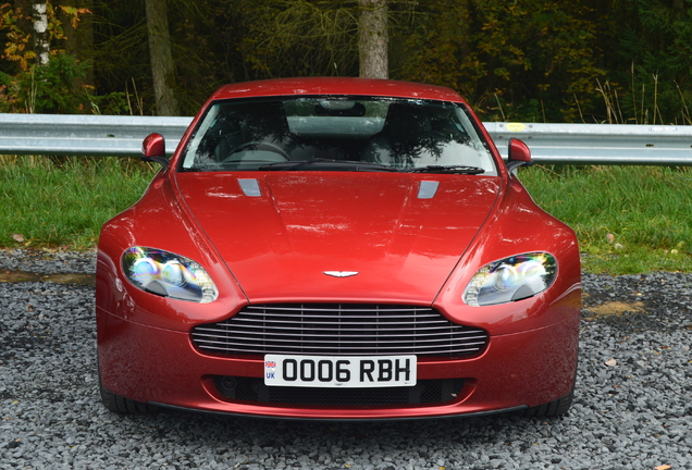 Aston Martin V8 Vantage
