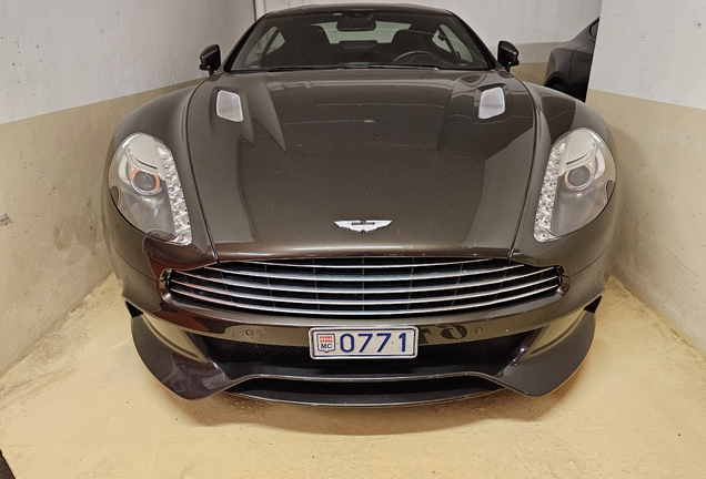 Aston Martin Vanquish 2013