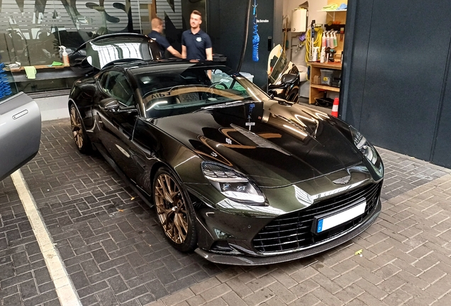 Aston Martin Vanquish 2025