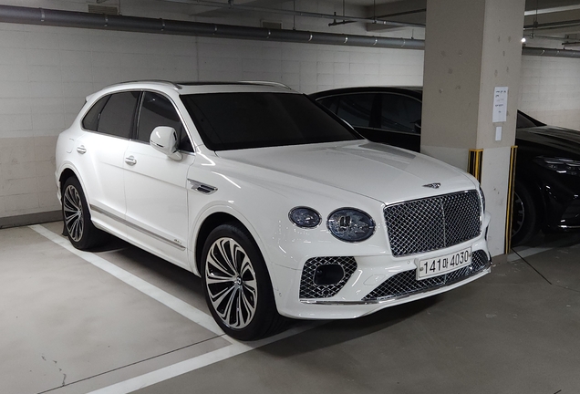 Bentley Bentayga Azure