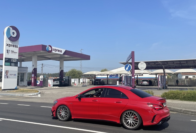 Mercedes-AMG CLA 45 C117 2017