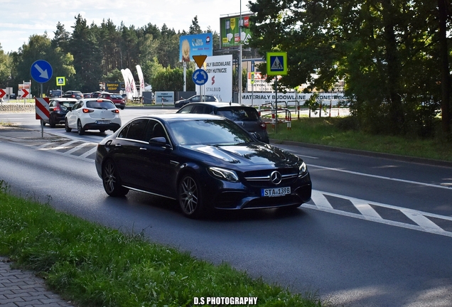Mercedes-AMG E 63 S W213