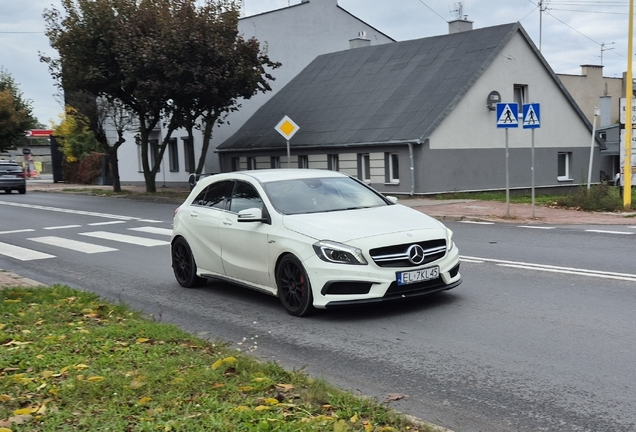 Mercedes-Benz A 45 AMG