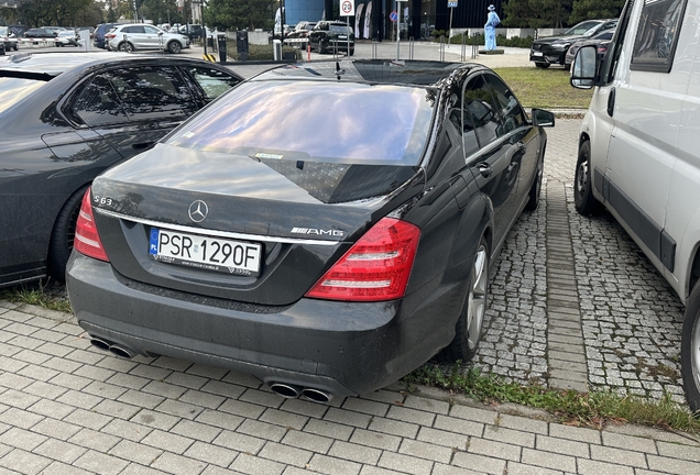 Mercedes-Benz S 63 AMG W221 2011