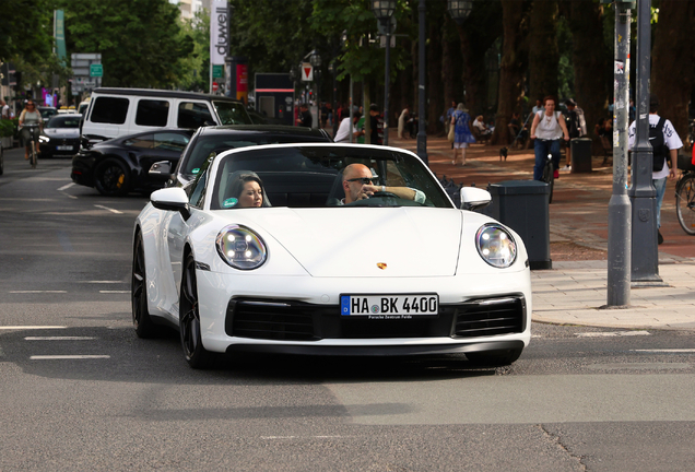 Porsche 992 Carrera 4S Cabriolet MkI