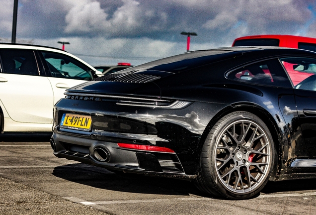 Porsche 992 Carrera 4S MkI