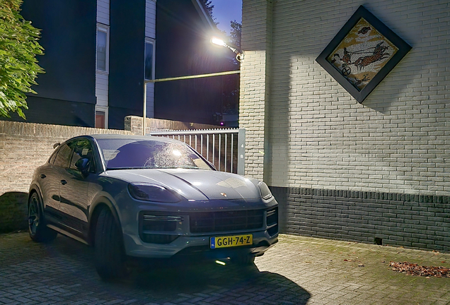 Porsche Cayenne Coupé Turbo E-Hybrid