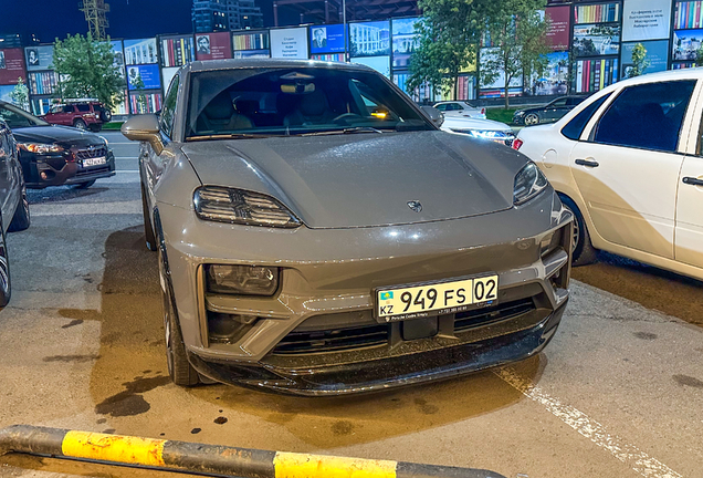 Porsche Macan EV Turbo