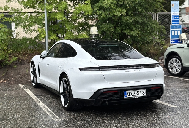 Porsche Taycan Turbo