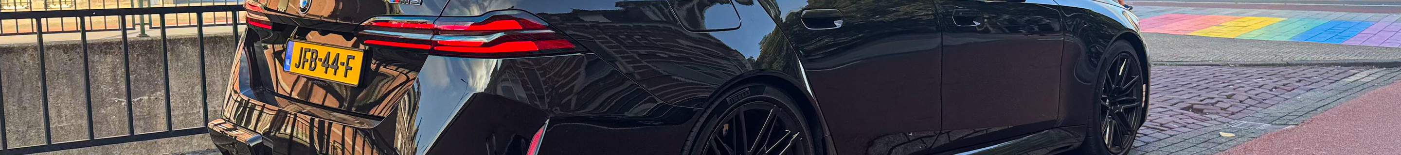BMW M5 G90