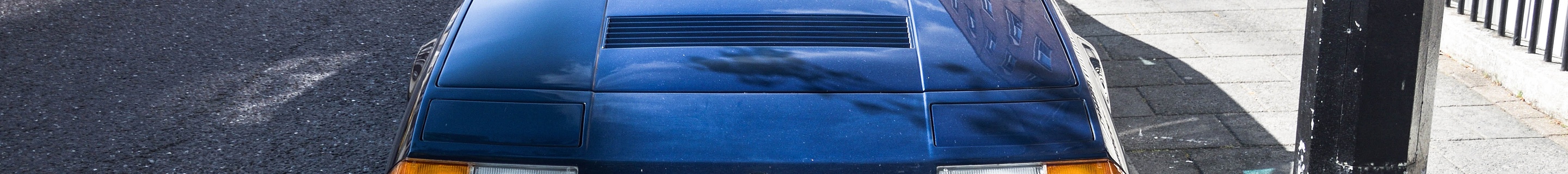 Ferrari 400i