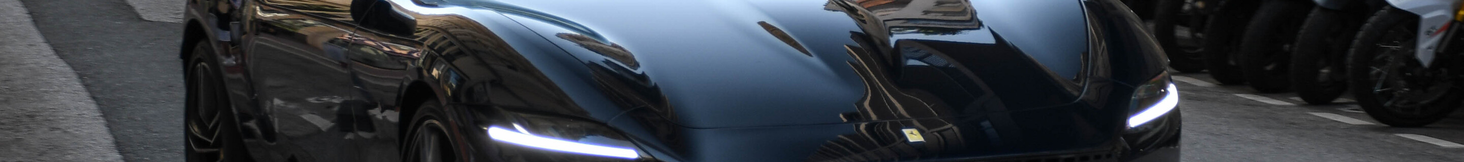 Ferrari Roma Spider