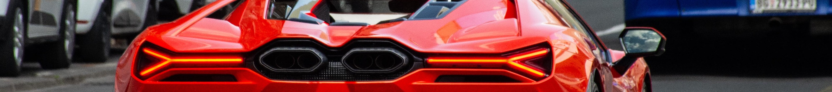 Lamborghini Revuelto