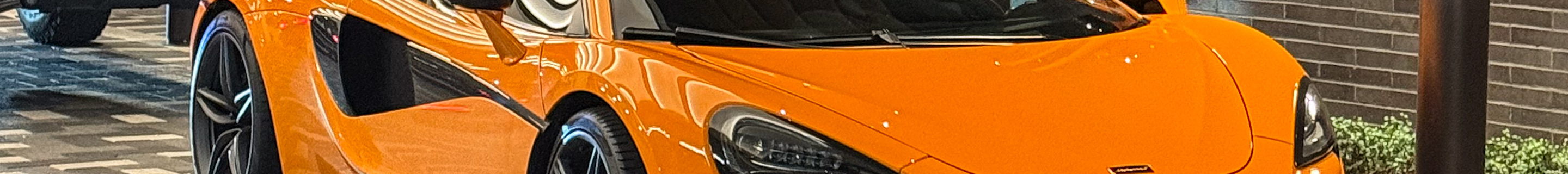 McLaren 570S