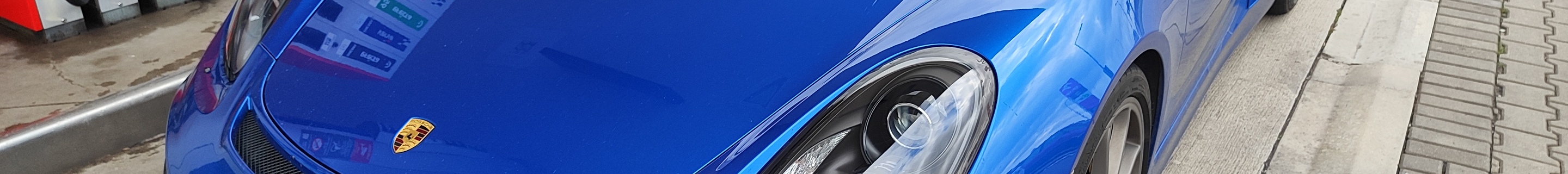 Porsche 981 Cayman GT4