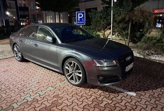 Audi S8 D4 Plus