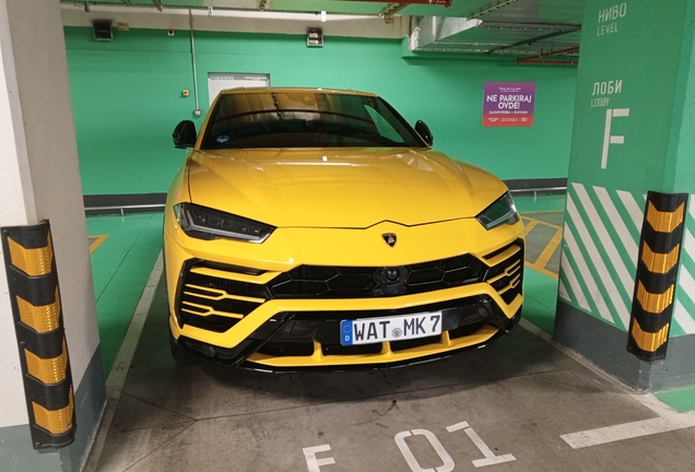 Lamborghini Urus