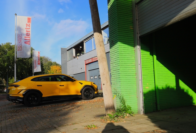 Lamborghini Urus Performante