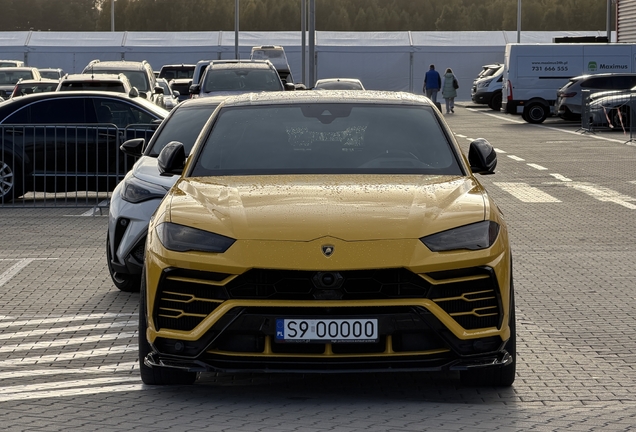 Lamborghini Urus Topcar Design
