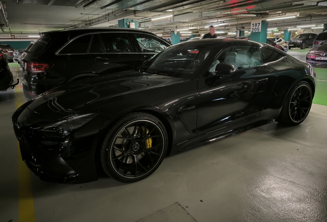 Mercedes-AMG GT 63 C192