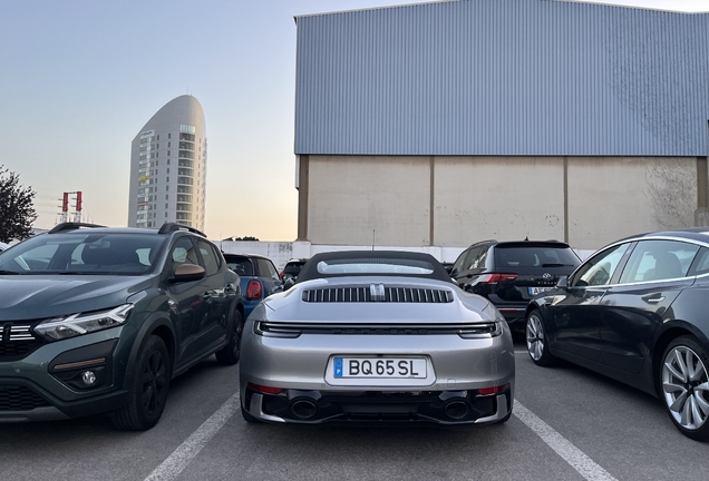 Porsche 992 Carrera 4S Cabriolet MkI